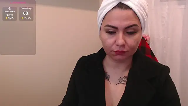 Snapshot of Genesisgems11_ chatting on 01.18.25 Genesisgems11 online show from 01.18.25