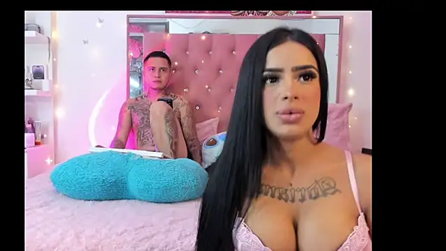 Snapshot of tamy_ian chatting on 03.18.25 tamy ian online show from 03.18.25