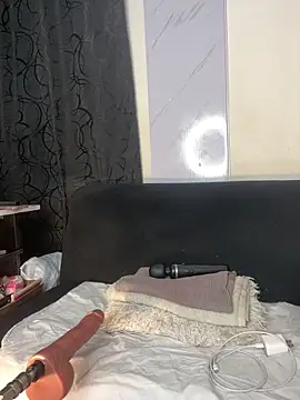 chiquimaturesexy online show from 03.18.26