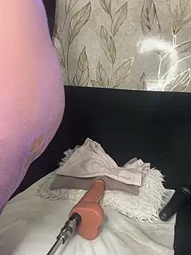 chiquimaturesexy online show from 05.13.26
