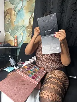 chiquimaturesexy online show from 05.23.26