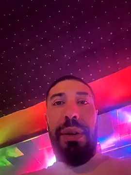 Snapshot of djtimka chatting on 10.05.25 djtimka online show from 10.05.25