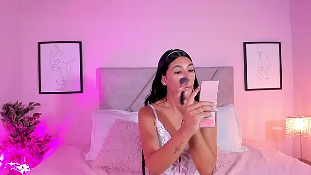 Snapshot of Emilyh_ chatting on 03.20.26 Emilyh online show from 03.20.26