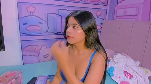 Snapshot of _18alice chatting on 03.10.25 18alice online show from 03.10.25