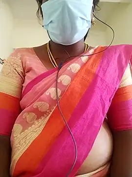 Snapshot of Preethytamilsexy chatting on 06.05.26 Preethytamilsexy online show from 06.05.26