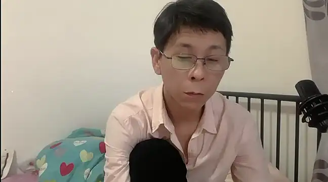 Snapshot of TGH521 chatting on 01.09.25 TGH521 online show from 01.09.25