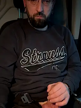 Snapshot of _Haptic_ chatting on 12.05.25 Haptic online show from 12.05.25