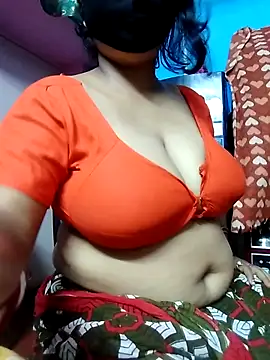 BERRY 00 online show from 03.15.25