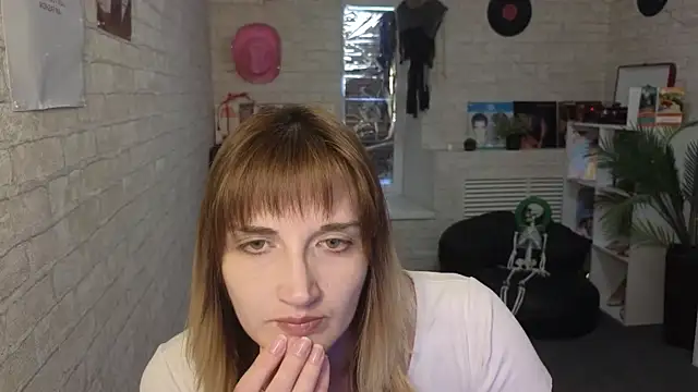 Nika Kitten online show from 04.17.26