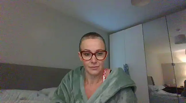 ELEGANT-ARIA36 online show from 02.11.25