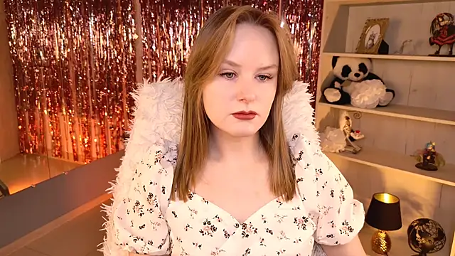 Snapshot of VivienLeeigh chatting on 05.22.26 VivienLeeigh online show from 05.22.26