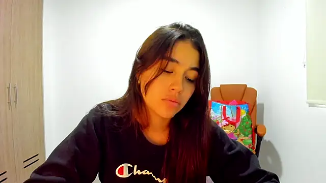 AriaMontgomery online show from 03.02.25