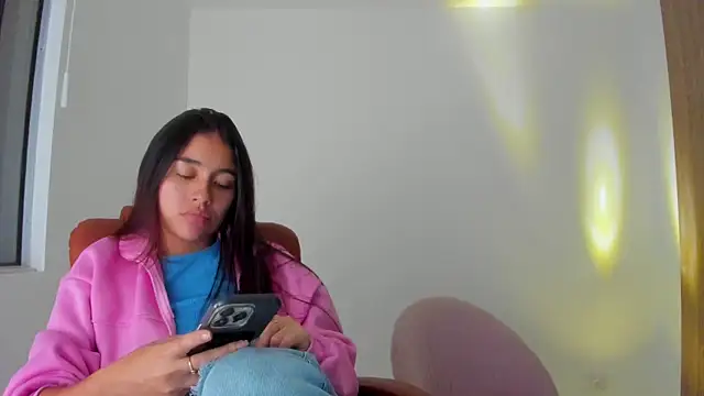 AriaMontgomery online show from 10.09.25