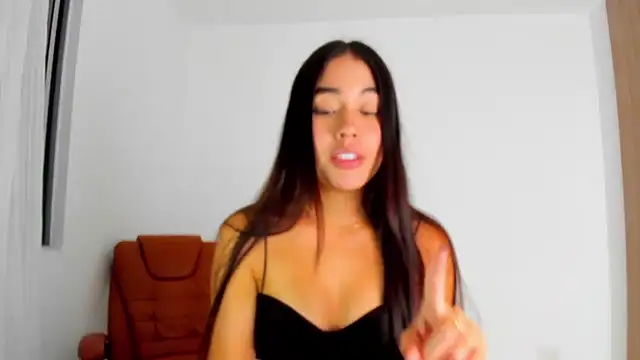 Snapshot of AriaMontgomery chatting on 02.28.26 AriaMontgomery online show from 02.28.26