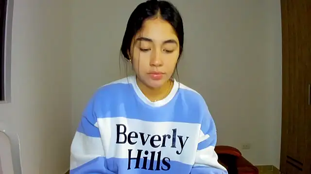 Snapshot of AriaMontgomery chatting on 03.31.26 AriaMontgomery online show from 03.31.26