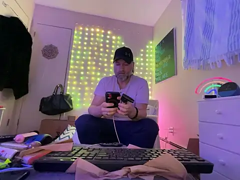 Snapshot of onlym4m chatting on 02.07.25 onlym4m online show from 02.07.25