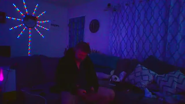 Snapshot of onlym4m chatting on 02.15.25 onlym4m online show from 02.15.25