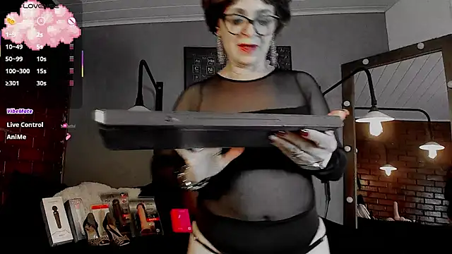 Snapshot of Samantha_mature56 chatting on 03.02.26 Samantha mature56 online show from 03.02.26