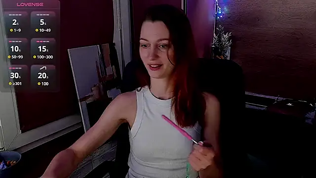 Snapshot of Fox_sky_Fox chatting on 12.26.24 Fox sky Fox online show from 12.26.24