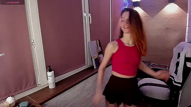 Snapshot of Fox_sky_Fox chatting on 01.29.25 Fox sky Fox online show from 01.29.25