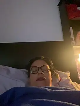 Sharongirl07 online show from 12.19.25