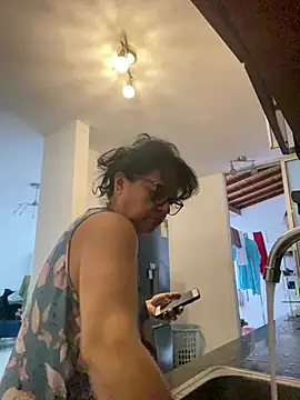 Sharongirl07 online show from 04.14.26