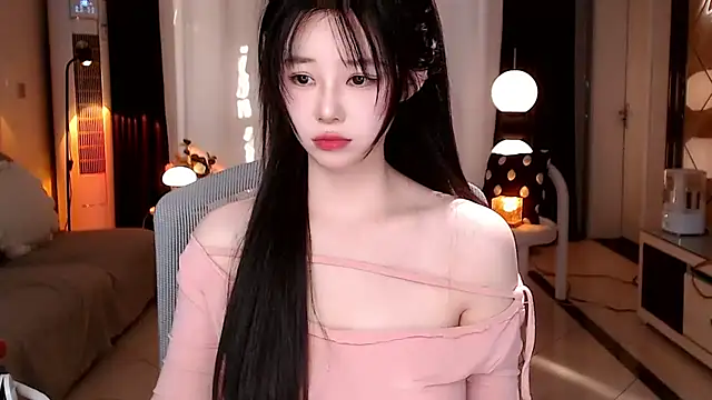 Snapshot of sweateanv_ chatting on 01.11.25 sweateanv online show from 01.11.25