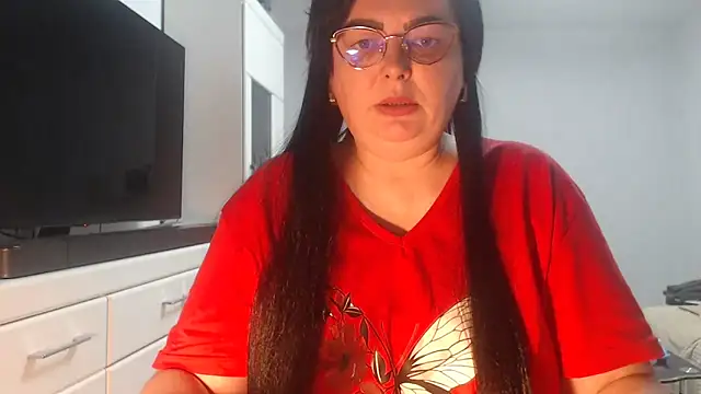 Snapshot of Amandamuller1982 chatting on 04.29.26 Amandamuller1982 online show from 04.29.26