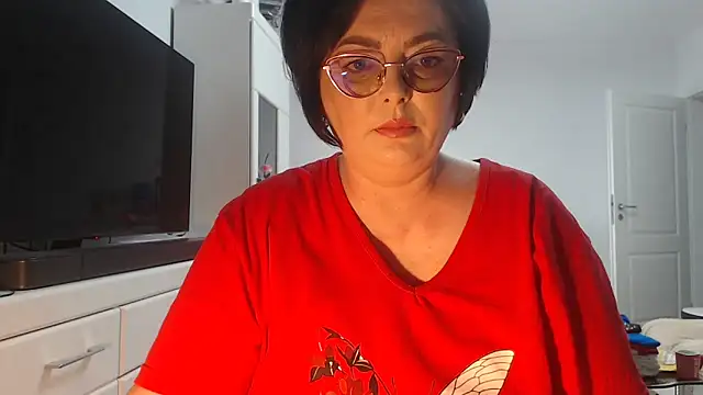 Snapshot of Amandamuller1982 chatting on 05.20.26 Amandamuller1982 online show from 05.20.26