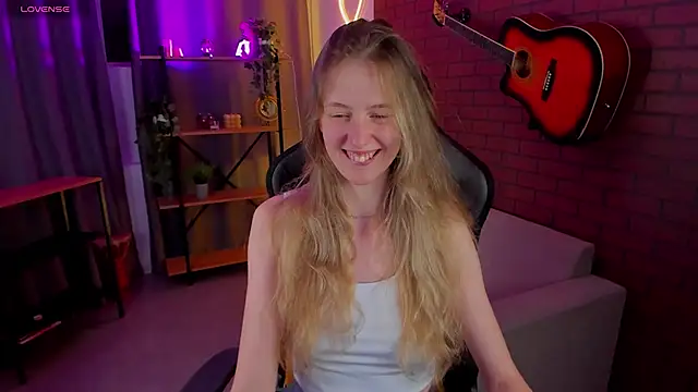 Sharon Evansi online show from 01.04.25