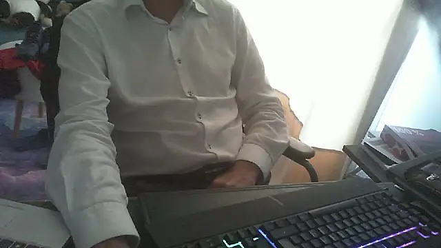 shyfrenchcock1 online show from 06.11.26