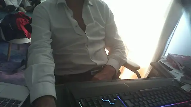 shyfrenchcock1 online show from 06.12.26
