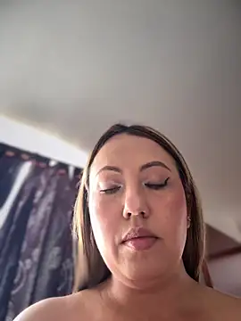 Snapshot of VIOLETA-25_ chatting on 02.02.26 VIOLETA-25 online show from 02.02.26