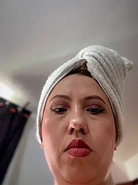 VIOLETA-25  online show from 05.20.26
