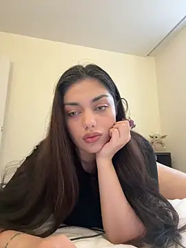 Snapshot of Sweet_Khalifa_ chatting on 12.15.24 Sweet Khalifa online show from 12.15.24