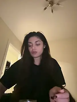 Snapshot of Sweet_Khalifa_ chatting on 12.15.24 Sweet Khalifa online show from 12.15.24