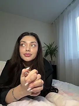 Snapshot of Sweet_Khalifa_ chatting on 01.18.25 Sweet Khalifa online show from 01.18.25