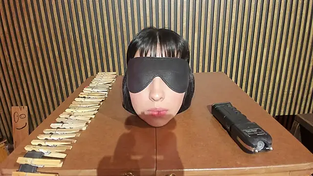 Snapshot of BDSM_Vantablack_ chatting on 02.15.25 BDSM Vantablack online show from 02.15.25