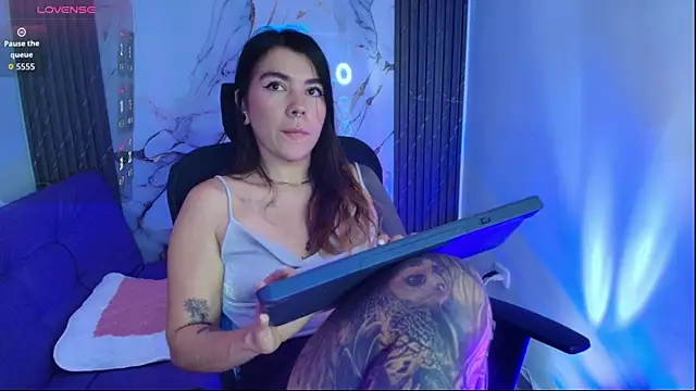 luccianagreyy online show from 04.15.26