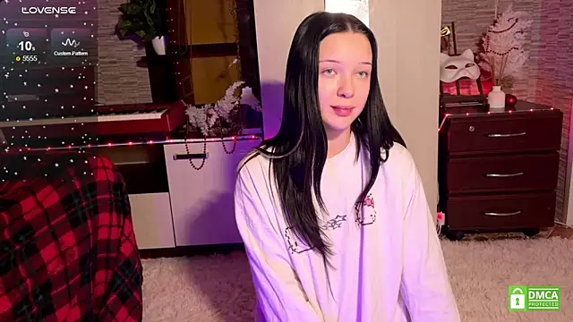 Snapshot of michelle_windrose chatting on 12.26.24 michelle windrose online show from 12.26.24