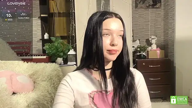 Snapshot of michelle_windrose chatting on 02.21.25 michelle windrose online show from 02.21.25