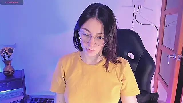 haanna thompsoon online show from 12.09.24