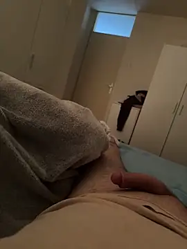 Snapshot of jessieandjames29 chatting on 02.23.25 jessieandjames29 online show from 02.23.25