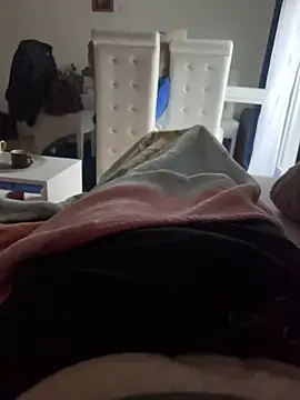 Snapshot of jessieandjames29 chatting on 10.09.25 jessieandjames29 online show from 10.09.25