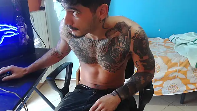 Badboyi1997 online show from 10.04.25