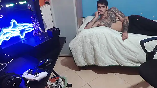 Badboyi1997 online show from 10.16.25