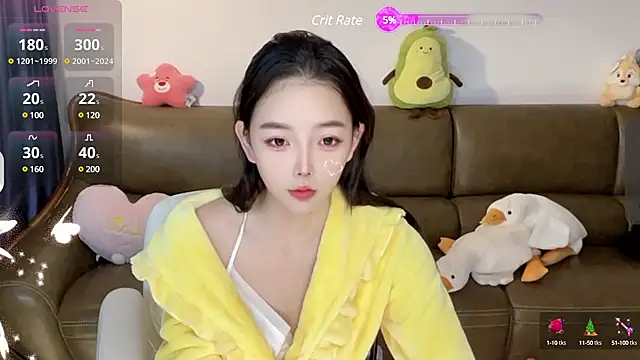 Yilin1999 online show from 12.18.24