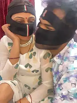 Snapshot of mickey_love chatting on 03.06.25 mickey love online show from 03.06.25