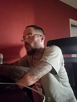 Snapshot of mileflav0r chatting on 01.25.25 mileflav0r online show from 01.25.25