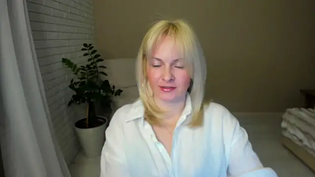 Snapshot of Alicee_Gracee chatting on 02.17.26 Alicee Gracee online show from 02.17.26